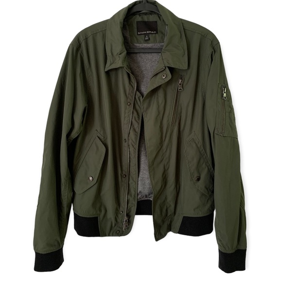 Banana Republic Jackets & Blazers - Banana Republic Army Green Bomber Jacket EUC Size - S